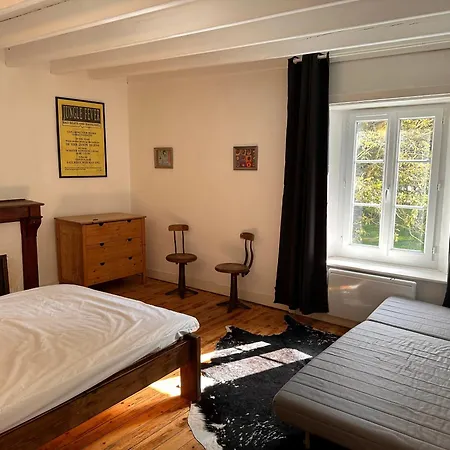 בית נופש De La Lucerie *