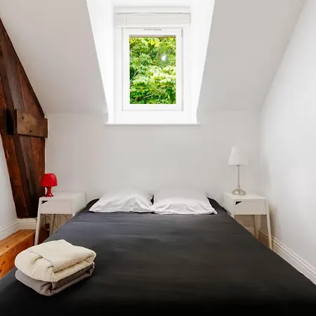 De La Lucerie Bretteville-sur-Ay
