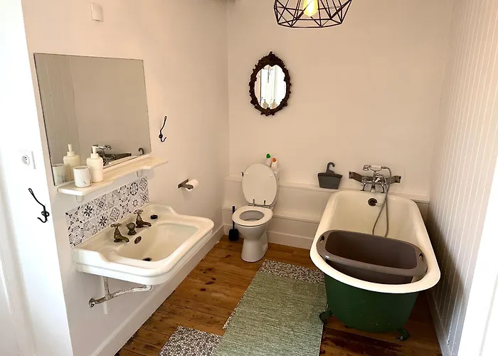 De La Lucerie * Bretteville-sur-Ay