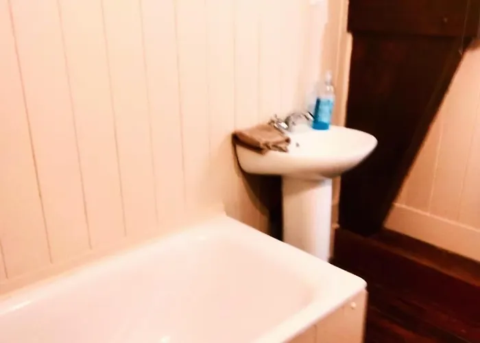 De La Lucerie Bretteville-sur-Ay